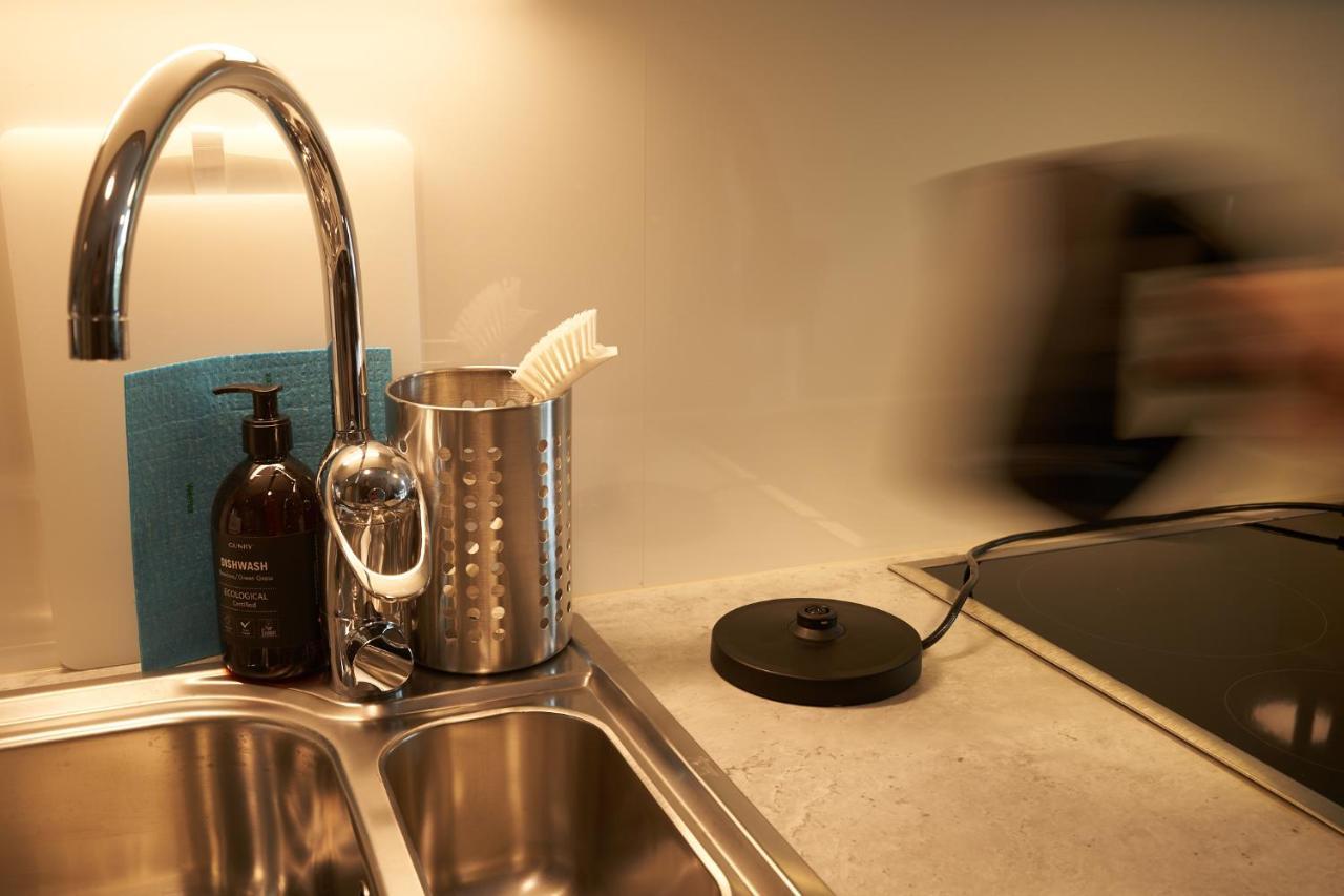 Ekebyhov Hotell Ekero Luaran gambar